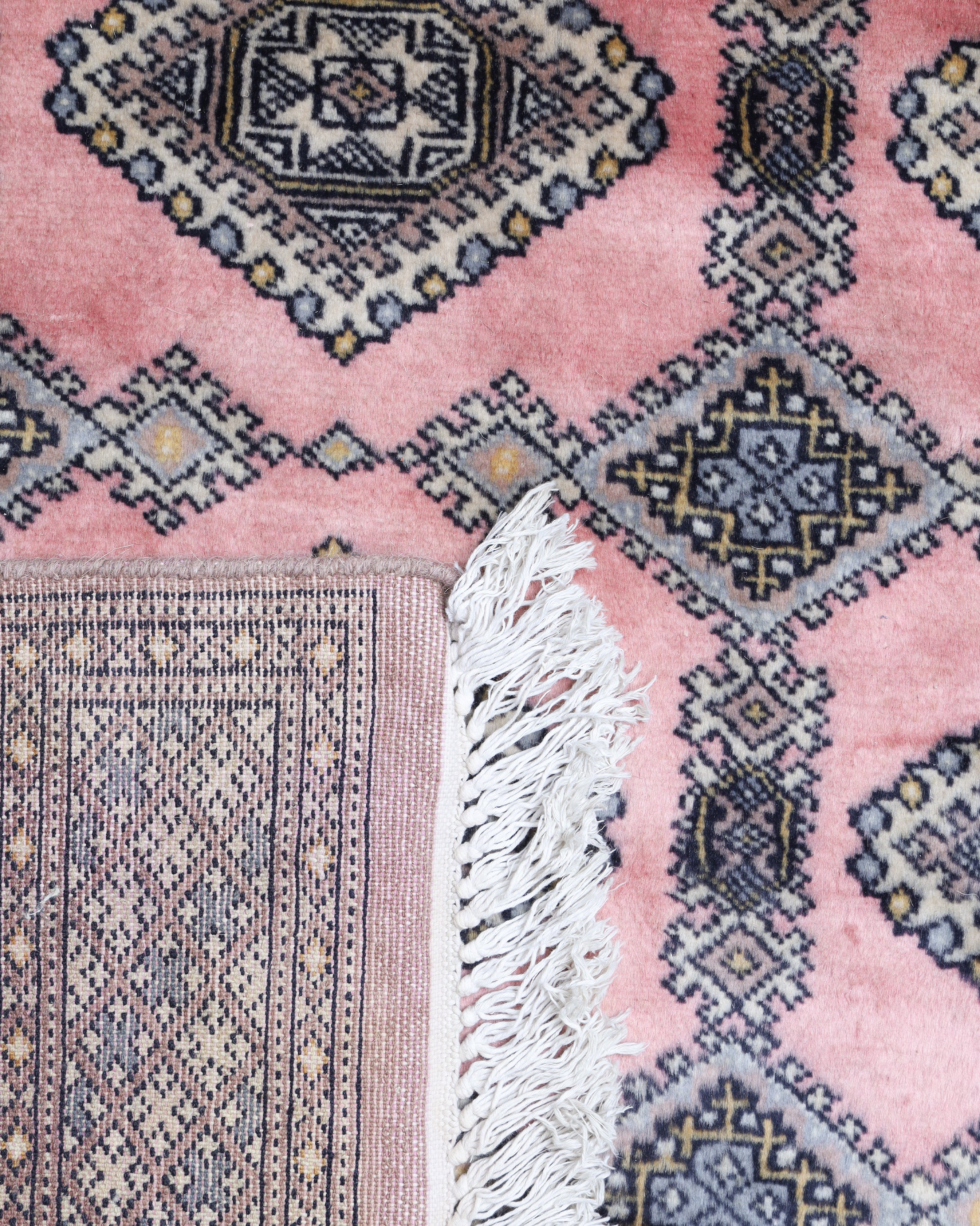 Heirloom ZM 01 - 5'9 x 8'8