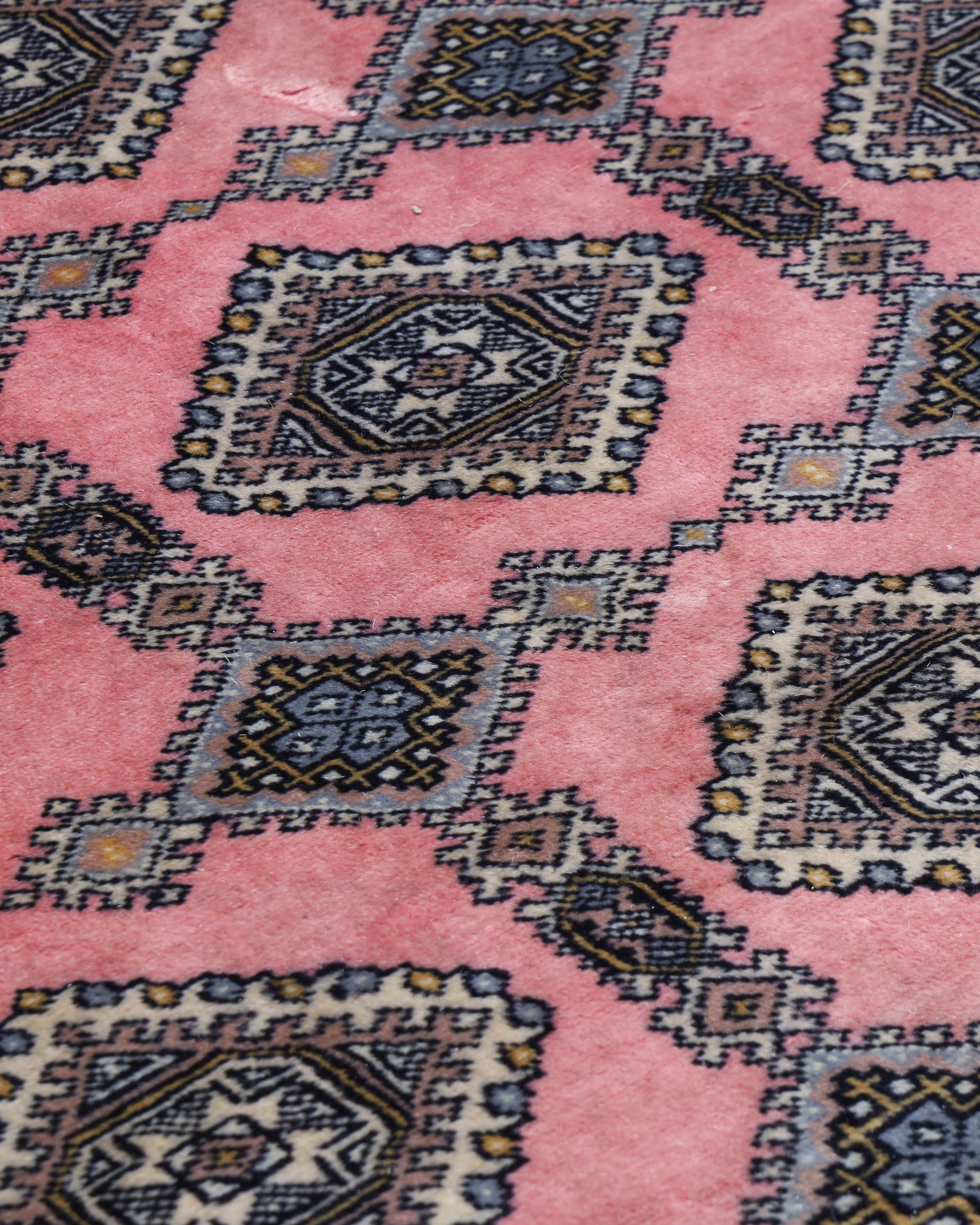 Heirloom ZM 01 - 5'9 x 8'8