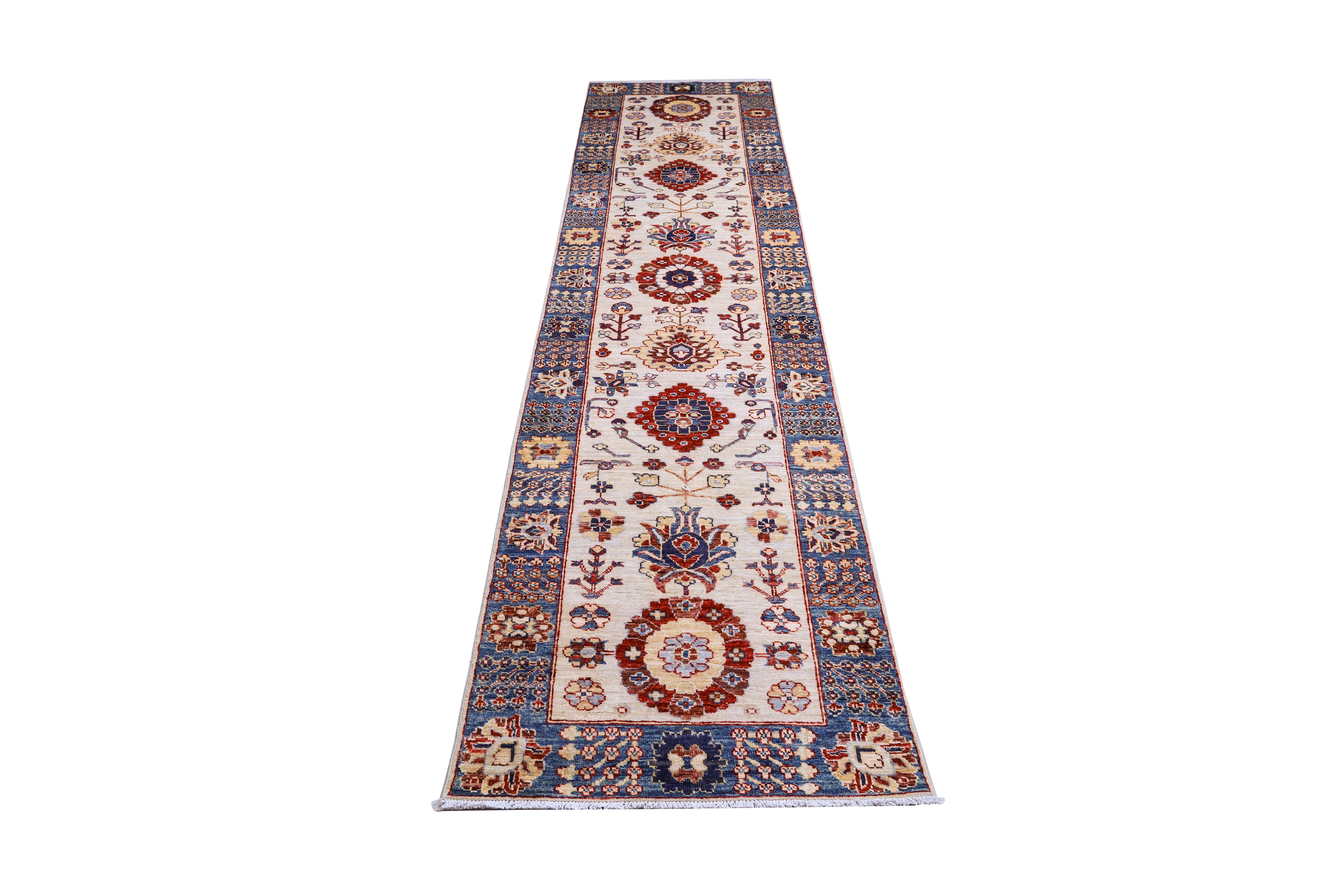 Renaissance Q 438 - 2'7 x 11'4