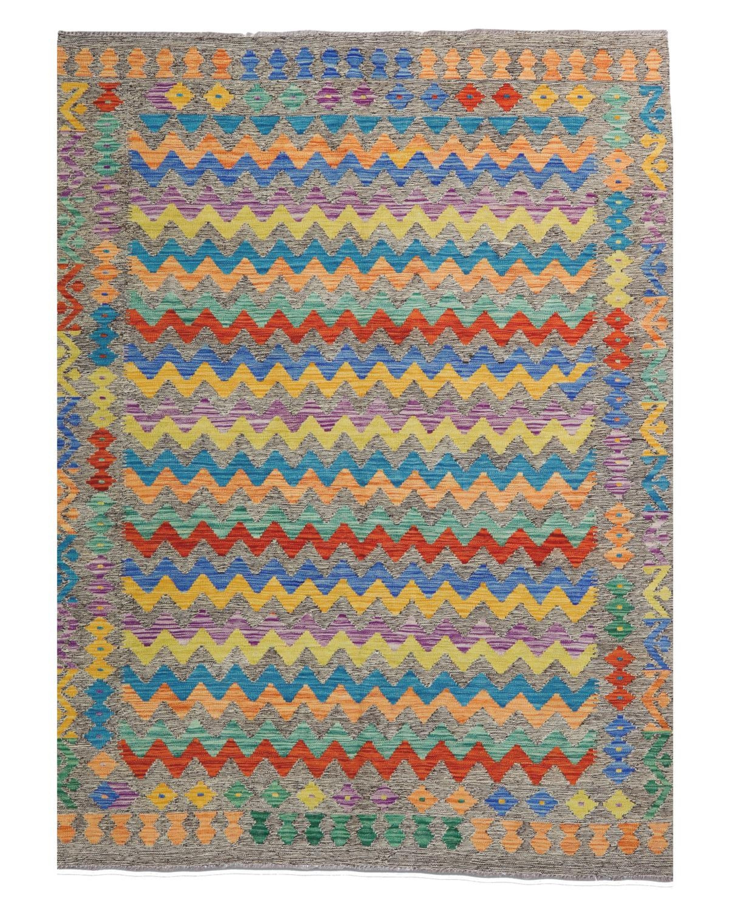 Traditional Kilims KR 125 - 5'7 x 7'6