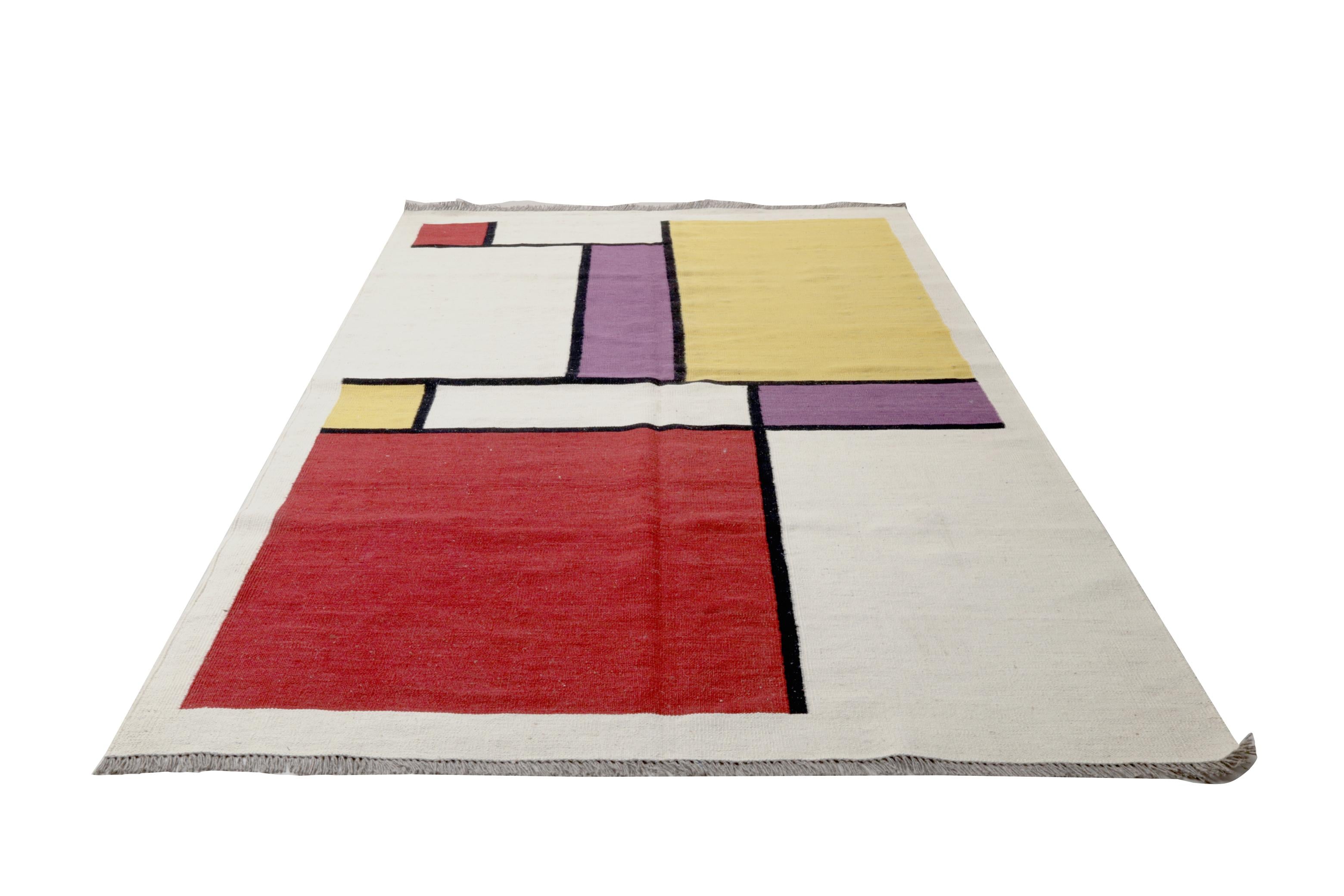 Modern Kilims KAM 105 - 5'7 x 7'8