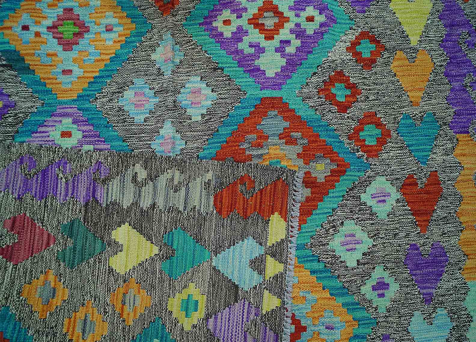 Traditional Kilims KR 130 - 5'1 x 6'4