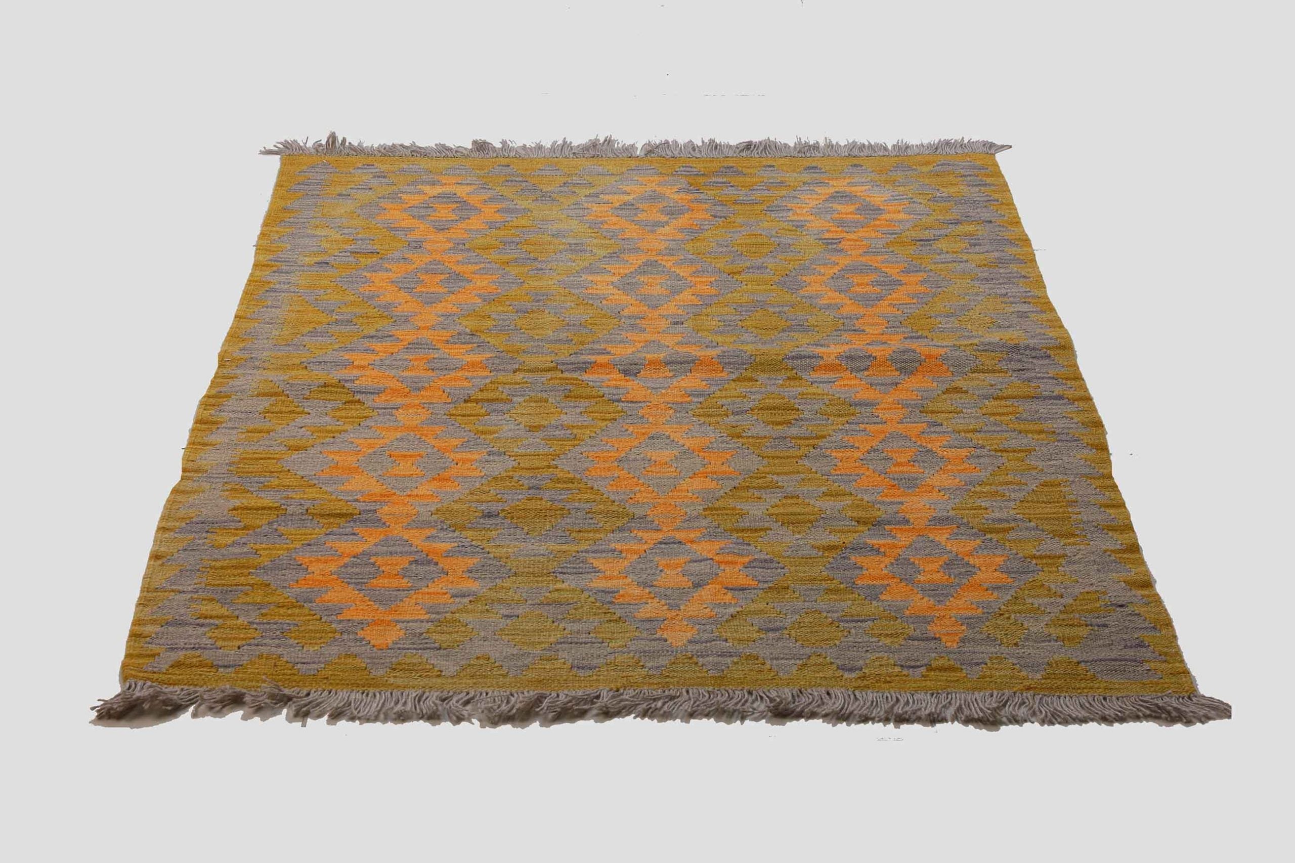 Traditional Kilims NUR 86 - 3'4 x 4'7